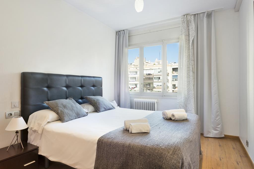 Uma Suites Bruc Барселона Экстерьер фото